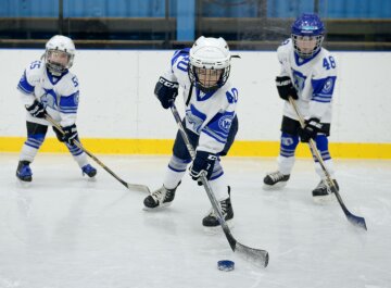 Proč by děti měly hrát hokej?